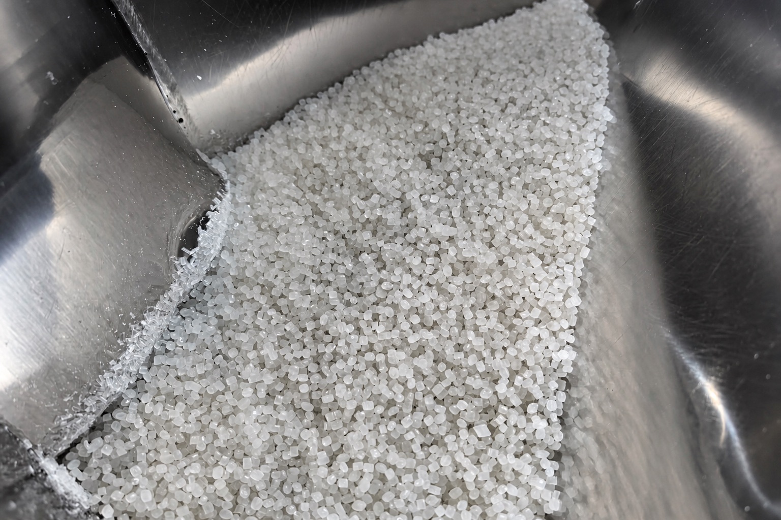 Granule output